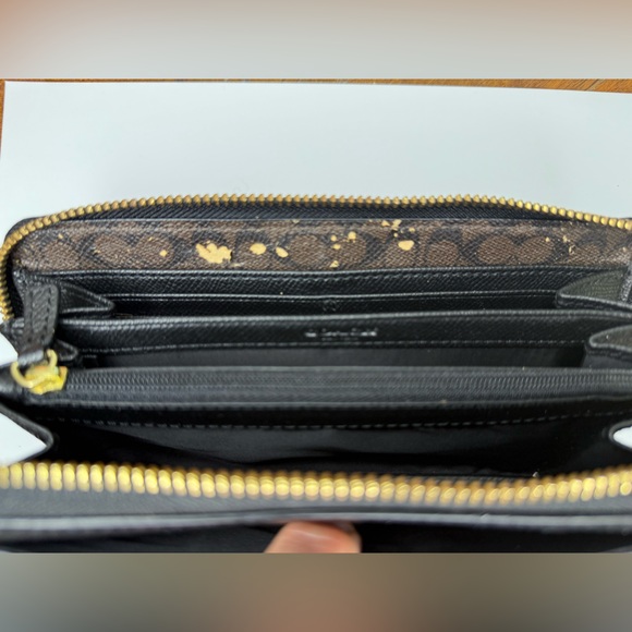 Coach Black Leather Zip-Around Wallet - Picture 4 of 5
